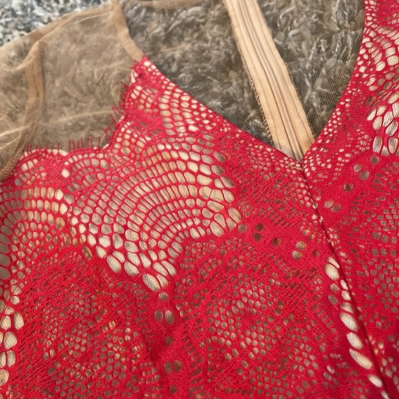 Mesh lace dress - Picture 4 of 13